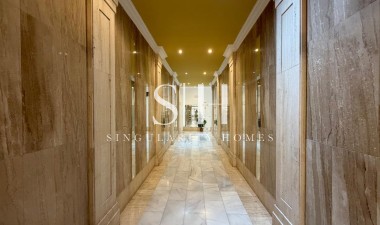 Resale - Apartment / flat - Torrevieja - Playa del Cura