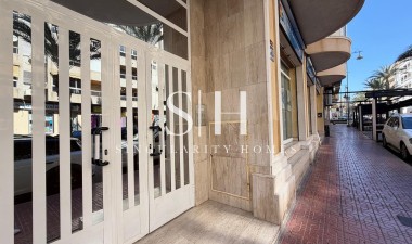 Resale - Apartment / flat - Torrevieja - Playa del Cura