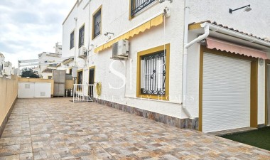 Resale - House - Orihuela Costa - Los Almendros-la Florida