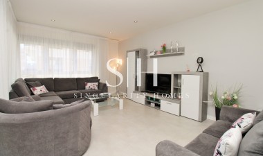 Resale - Apartment / flat - Orihuela Costa - Los Dolses