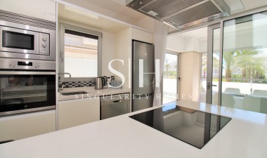 Resale - Apartment / flat - Orihuela Costa - Los Dolses