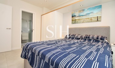 Resale - Apartment / flat - Orihuela Costa - Los Dolses