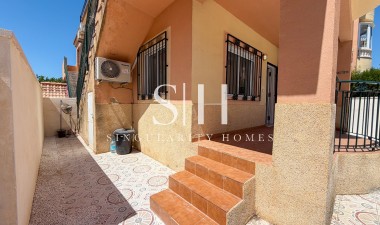 Resale - Apartment / flat - Orihuela Costa - Lomas de Cabo Roig - Playa Golf