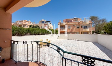 Resale - Apartment / flat - Orihuela Costa - Lomas de Cabo Roig - Playa Golf
