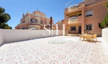 Resale - Apartment / flat - Orihuela Costa - Lomas de Cabo Roig - Playa Golf