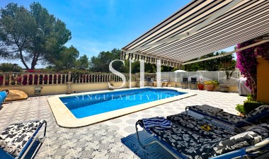 Resale - Villa - Orihuela Costa - Costa Blanca