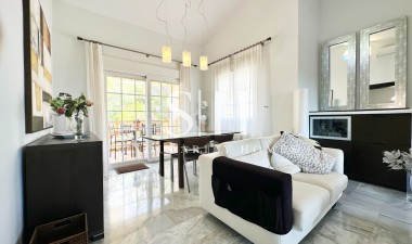 Resale - Villa - Orihuela Costa - Costa Blanca