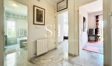 Resale - Villa - Orihuela Costa - Costa Blanca