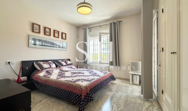 Resale - Villa - Orihuela Costa - Costa Blanca