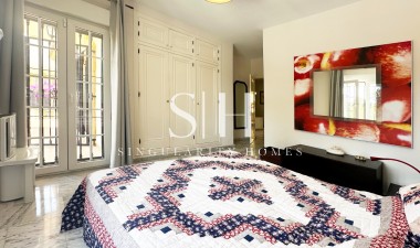 Resale - Villa - Orihuela Costa - Costa Blanca