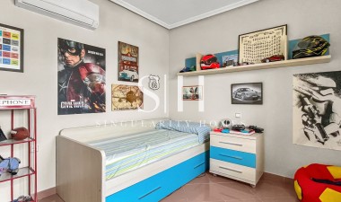 Resale - Villa - Orihuela Costa - Costa Blanca