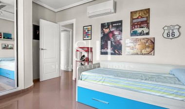 Resale - Villa - Orihuela Costa - Costa Blanca