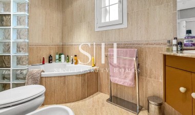 Resale - Villa - Orihuela Costa - Costa Blanca