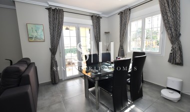 Resale - Villa - Orihuela Costa - Costa Blanca