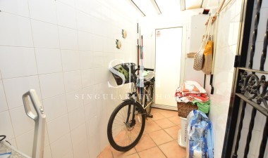 Resale - Villa - Orihuela Costa - Costa Blanca