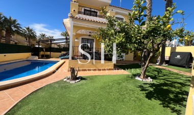 Resale - Villa - Orihuela Costa - Costa Blanca