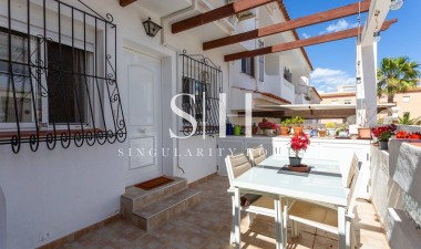 Resale - Villa - Torrevieja - La Mata