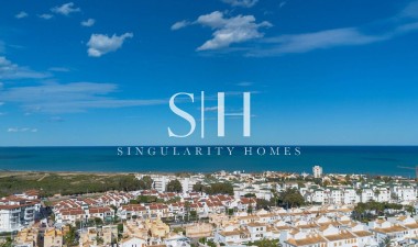 Resale - Villa - Torrevieja - La Mata