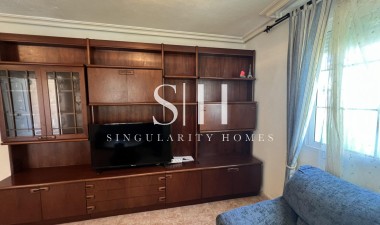 Resale - Villa - Torrevieja - aguas nuevas