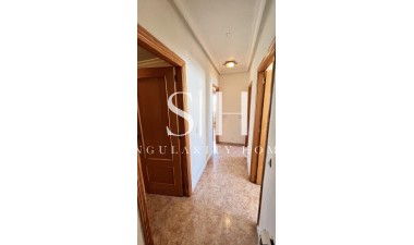 Resale - Villa - Torrevieja - aguas nuevas
