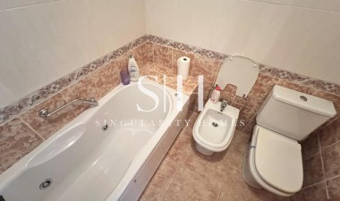Resale - Villa - Torrevieja - aguas nuevas