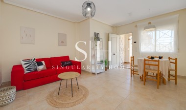 Herverkoop - Bungalow - Torrevieja - Aguas nuevas 1