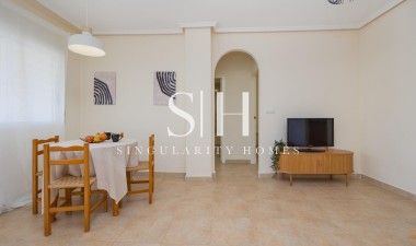 Herverkoop - Bungalow - Torrevieja - Aguas nuevas 1