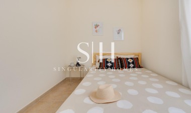 Herverkoop - Bungalow - Torrevieja - Aguas nuevas 1
