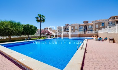 Herverkoop - Bungalow - Torrevieja - Aguas nuevas 1