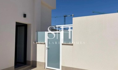 Återförsäljning - Lägenhet / lägenhet - Torrevieja - Las Piscinas Naturales