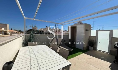 Återförsäljning - Lägenhet / lägenhet - Torrevieja - Las Piscinas Naturales
