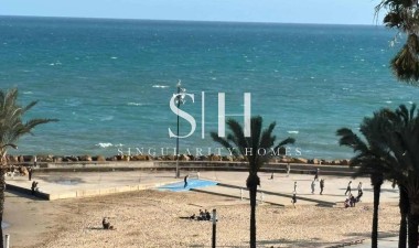 Återförsäljning - Lägenhet / lägenhet - Torrevieja - Las Piscinas Naturales