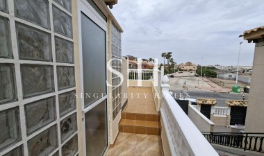 Resale - Bungalow - Orihuela Costa - Punta Prima