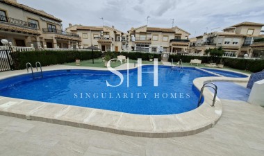 Resale - Bungalow - Orihuela Costa - Punta Prima