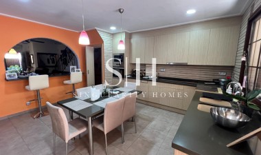 Resale - House - Torrevieja - Los Balcones - Los Altos del Edén