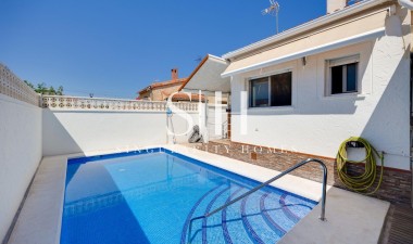 Resale - Villa - San Fulgencio - La Marina