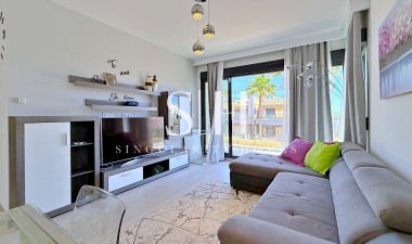 Resale - Apartment / flat - Pilar de la Horadada - Torre De La Horadada
