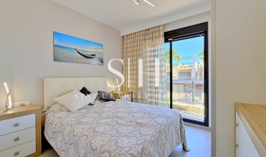 Resale - Apartment / flat - Pilar de la Horadada - Torre De La Horadada