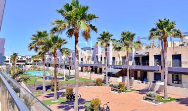 Resale - Apartment / flat - Pilar de la Horadada - Torre De La Horadada