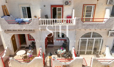 Odsprzedaż - Bungalow - Torrevieja - Cabo Cervera