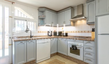 Resale - Bungalow - Orihuela Costa - Villamartín
