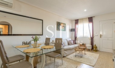 Resale - Bungalow - Orihuela Costa - Villamartín