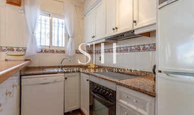 Resale - Villa - Orihuela Costa - La Zenia