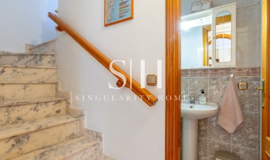 Resale - Villa - Orihuela Costa - La Zenia