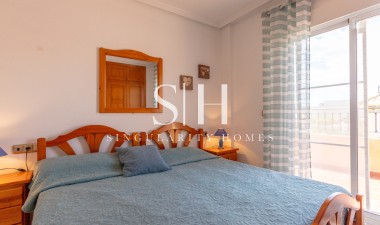Resale - Villa - Orihuela Costa - La Zenia