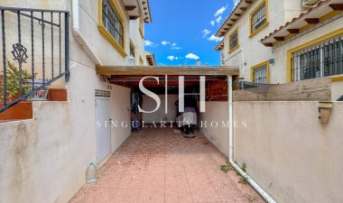 Resale - Villa - Orihuela Costa - La Zenia