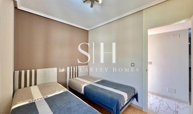 Resale - Apartment / flat - Orihuela Costa - Punta Prima