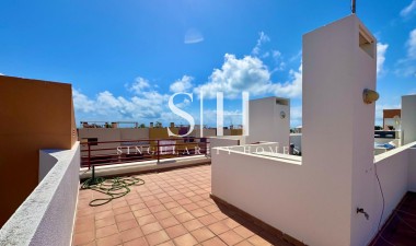 Resale - Apartment / flat - Orihuela Costa - Punta Prima