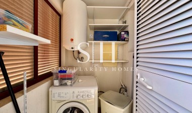 Resale - Apartment / flat - Orihuela Costa - Punta Prima