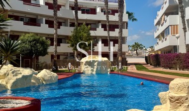 Resale - Apartment / flat - Orihuela Costa - Punta Prima